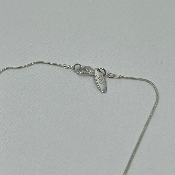 NY Silver Toned 22” Chain Necklace with Chain Dangles. - Picture 5 of 5